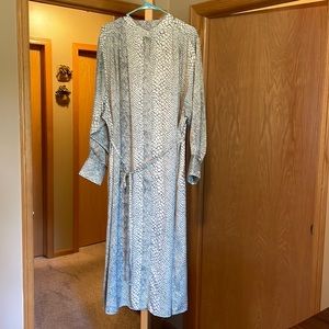 H&M white/blue/gray snake skin print dress